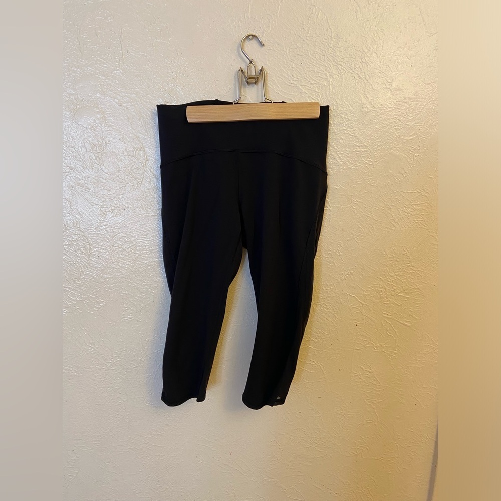 Lululemon cropped leggings